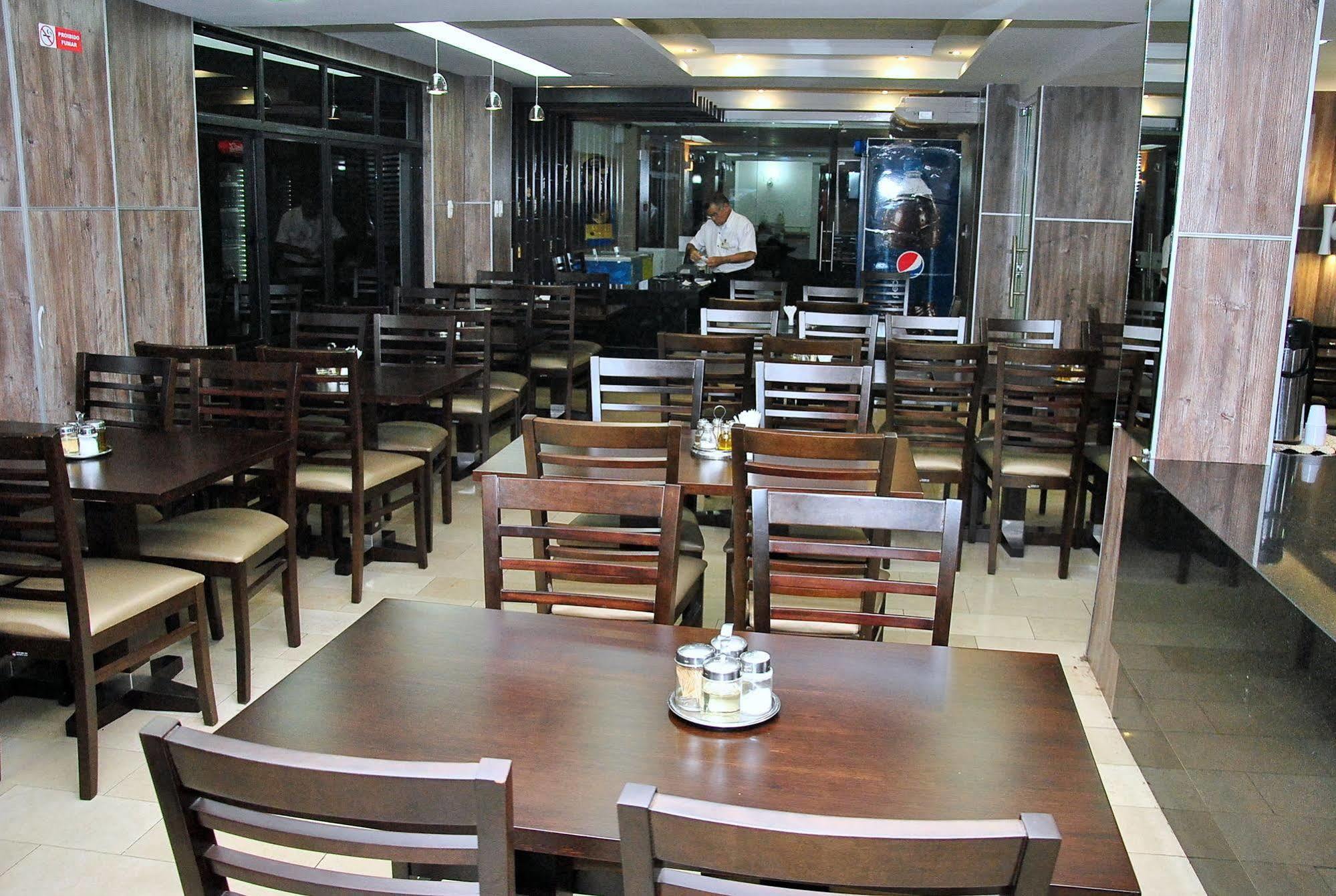 Visconde Hotel 3*